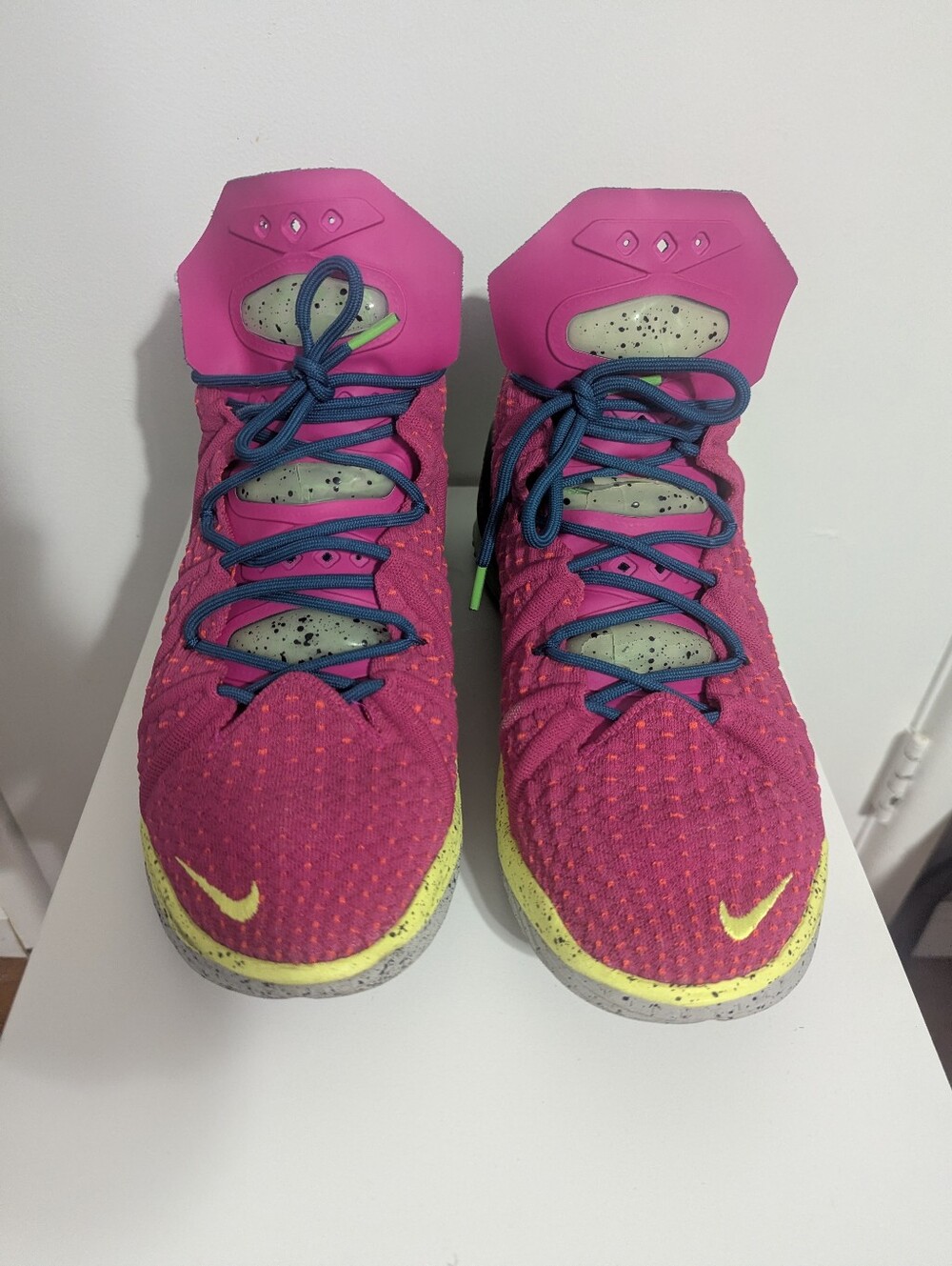 Nike LeBron 18 'Los Angeles By Night' Basketball Shoes (DB8148-600) Size 11.5
